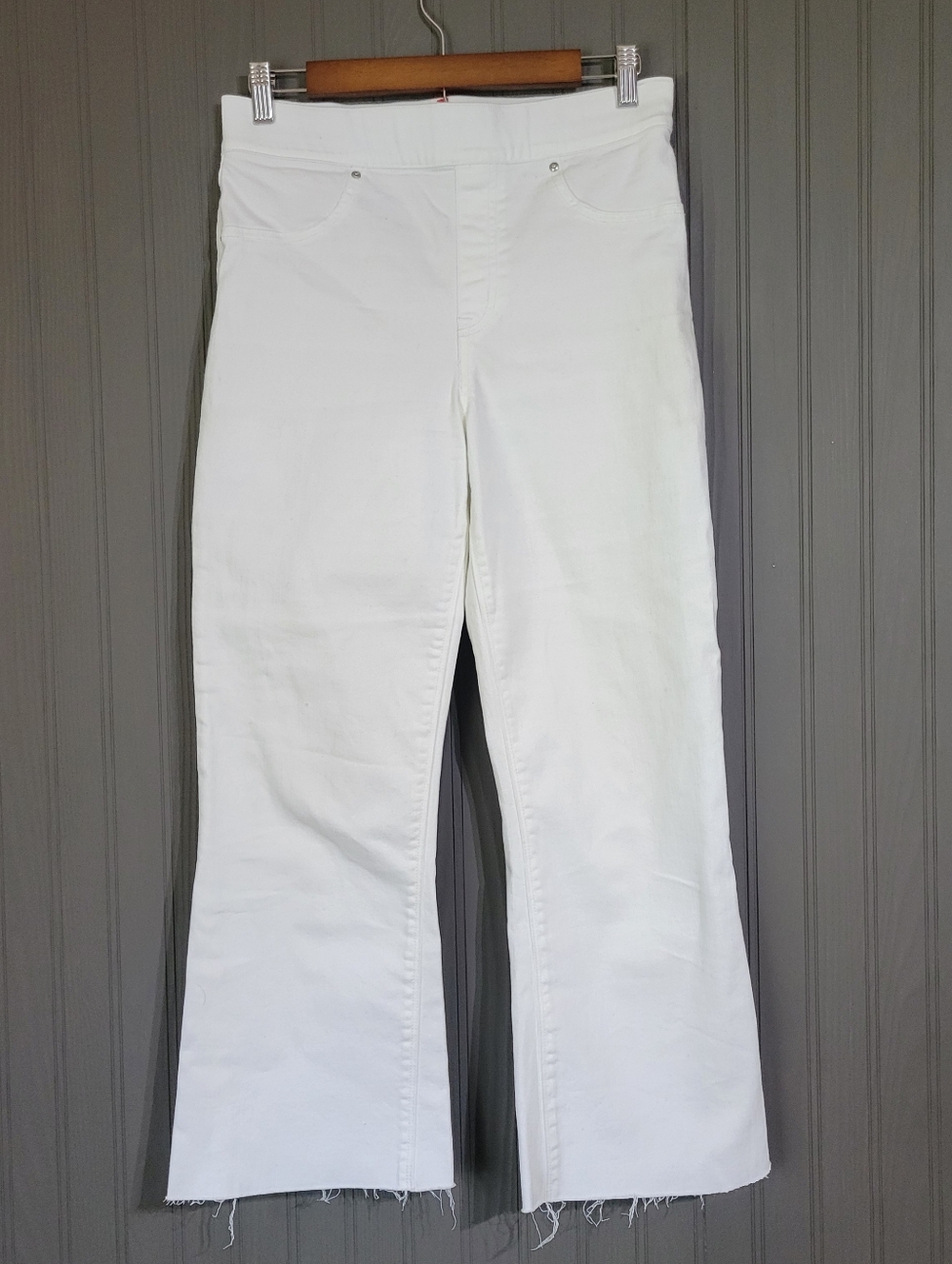 SPANX Cropped Denim Jeans Flare Distressed Hem Pull-On White Women's Medium